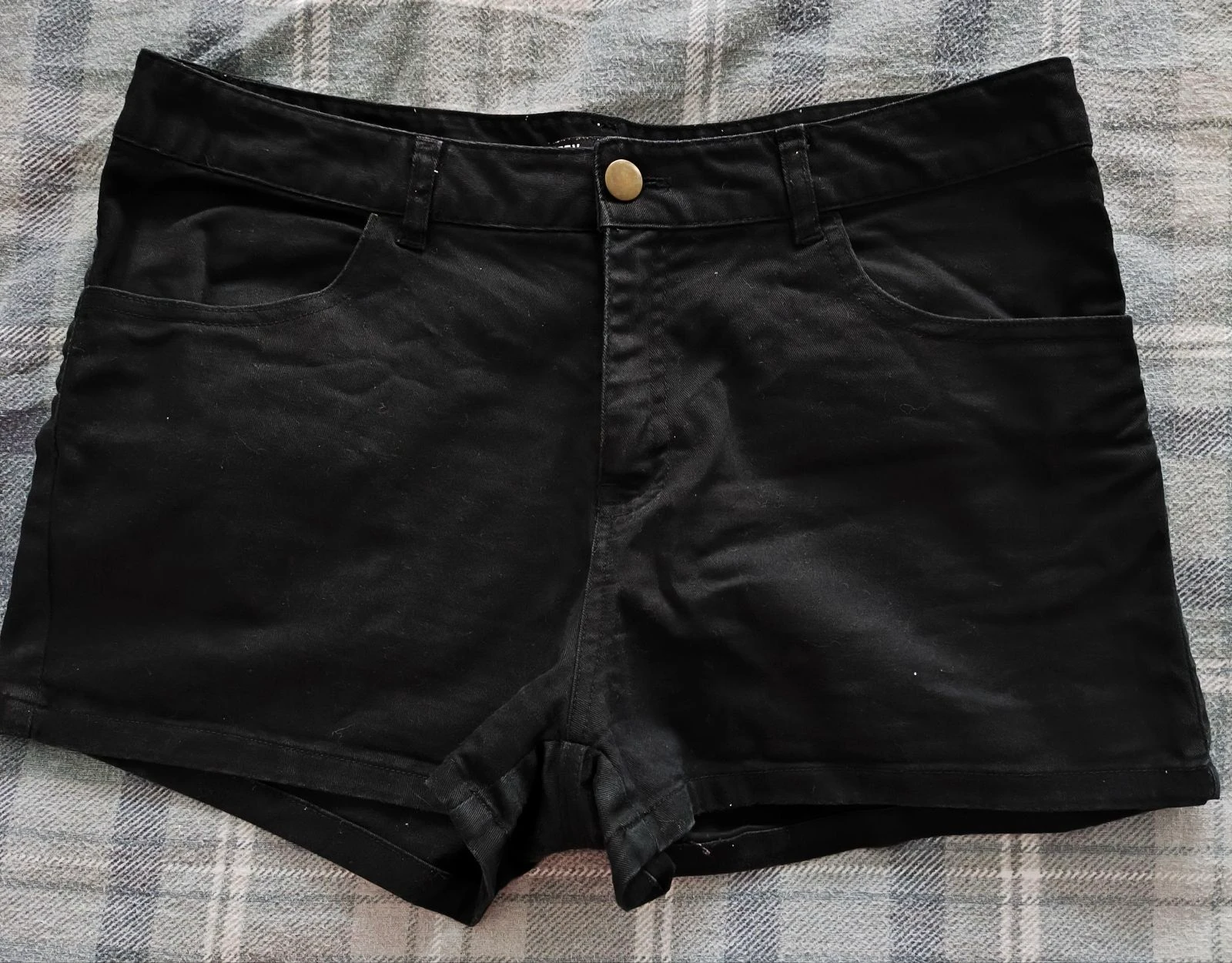 Shorts negros  – photo 2